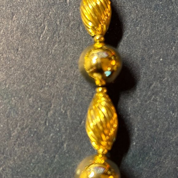 VTG Golden Beaded Necklace - Picture 5 of 5